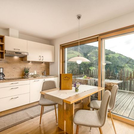 Tratterhof Apartments Vallarga エクステリア 写真