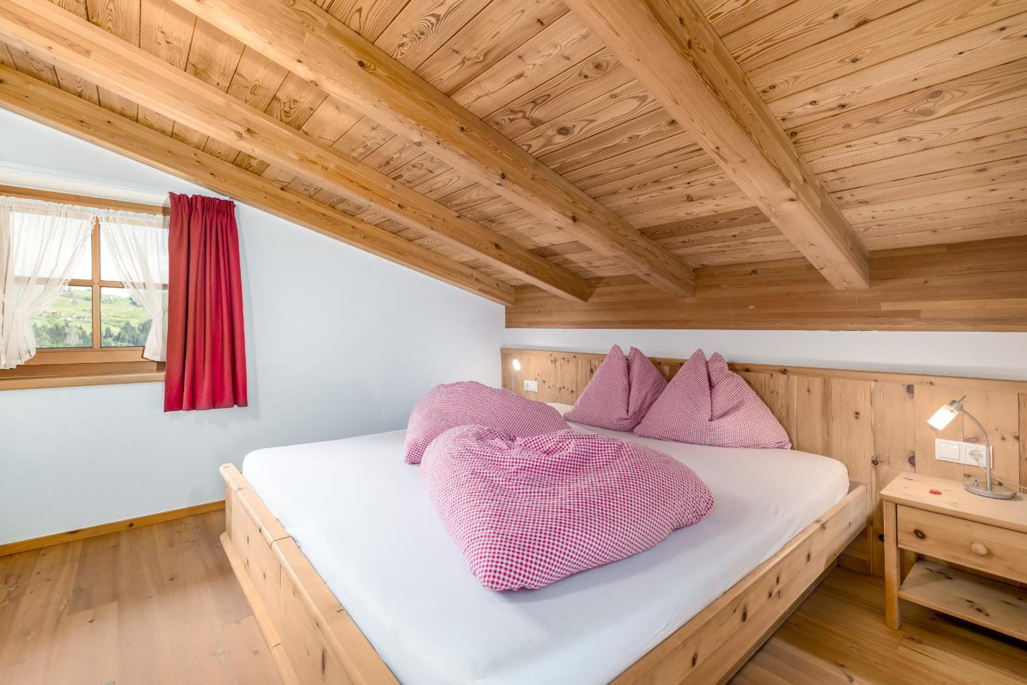 Tratterhof Apartments Vallarga エクステリア 写真
