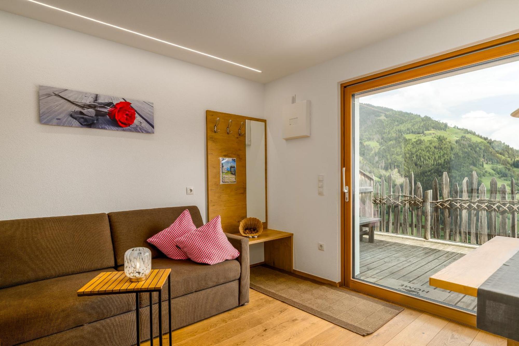 Tratterhof Apartments Vallarga エクステリア 写真