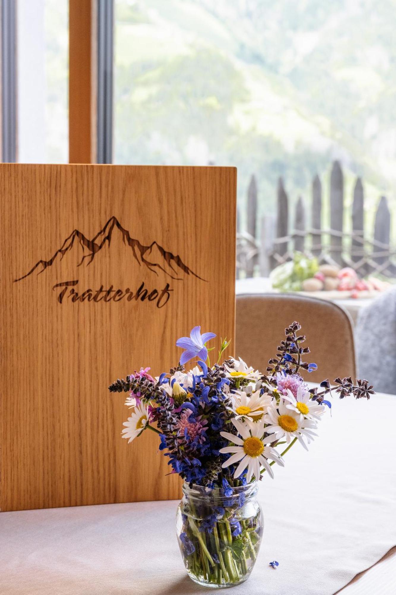 Tratterhof Apartments Vallarga エクステリア 写真