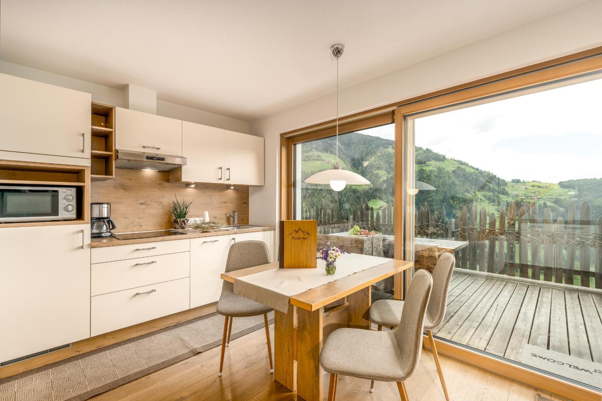 Tratterhof Apartments Vallarga エクステリア 写真