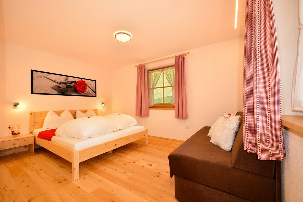 Tratterhof Apartments Vallarga エクステリア 写真